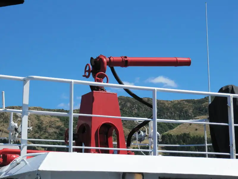 Schleppboot zu verkaufen