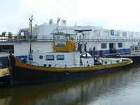 Schleppboot zu verkaufen