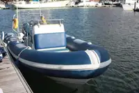Festrumpf-Schlauchboot zu verkaufen