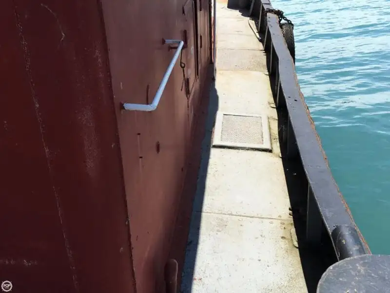 Schleppboot zu verkaufen