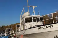 Fährschiff zu verkaufen