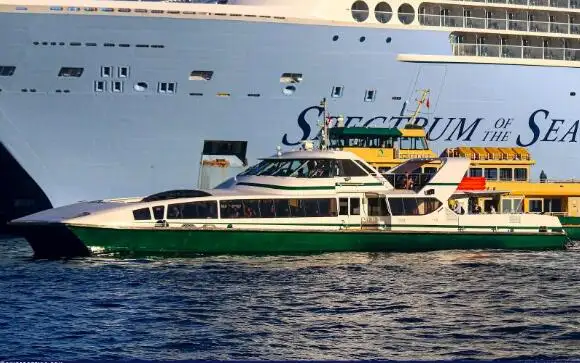 Passagierschiff zu verkaufen