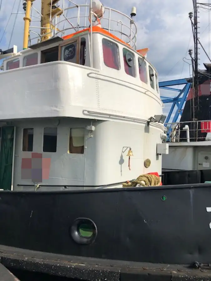 Schleppboot zu verkaufen
