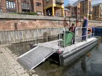 Containerschiff zu verkaufen