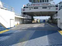 Fährschiff zu verkaufen