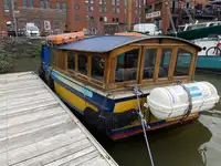 Fährschiff zu verkaufen