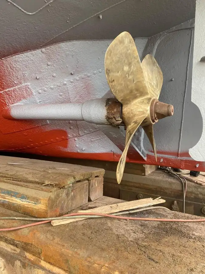 Fährschiff zu verkaufen