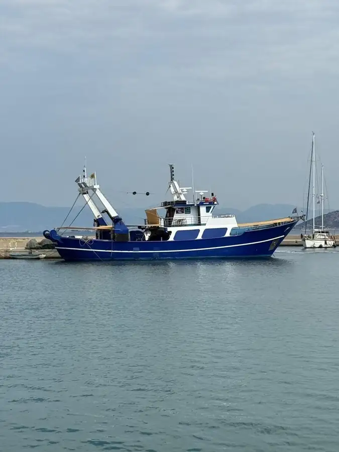 Trawler zu verkaufen