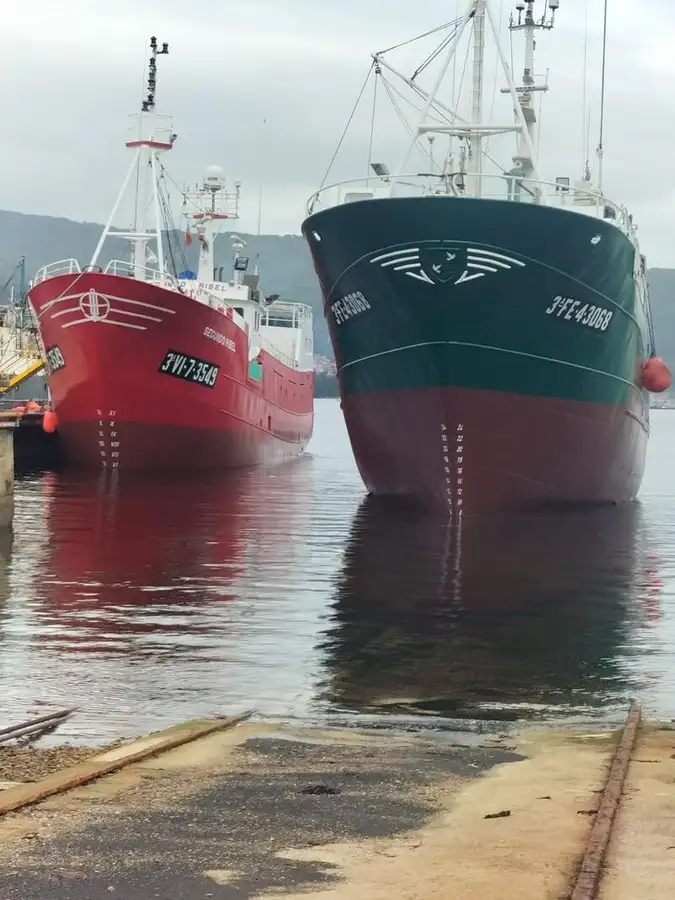 Trawler zu verkaufen