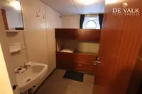 Schwimmendes Hotel zu verkaufen