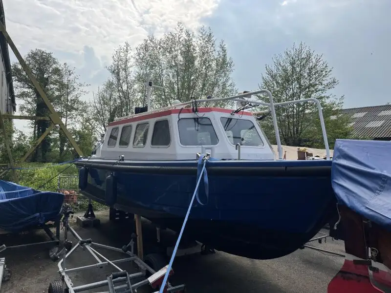 Patrouillenboot zu verkaufen