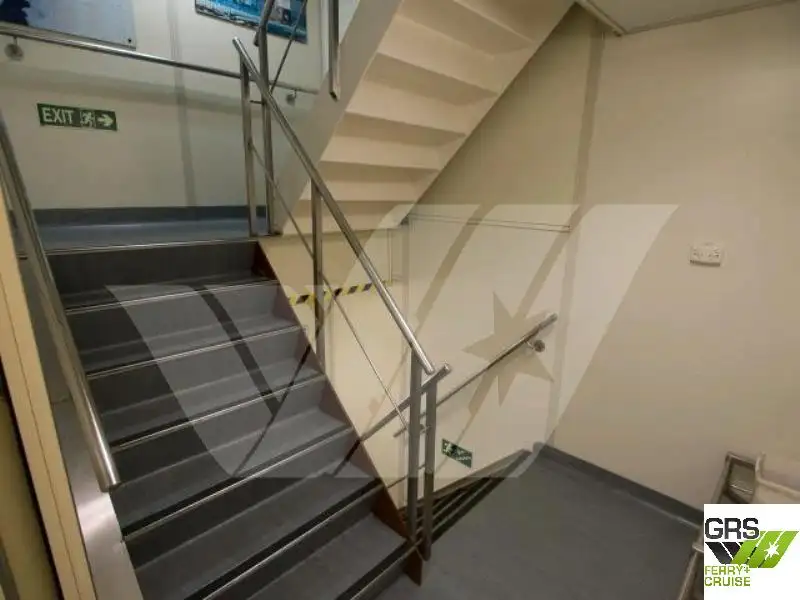 Vermessungsschiff zu verkaufen