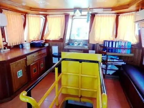 Schleppboot zu verkaufen