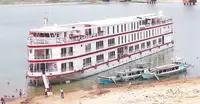 Kreuzfahrtschiff zu verkaufen