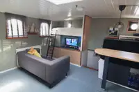 Schwimmendes Hotel zu verkaufen