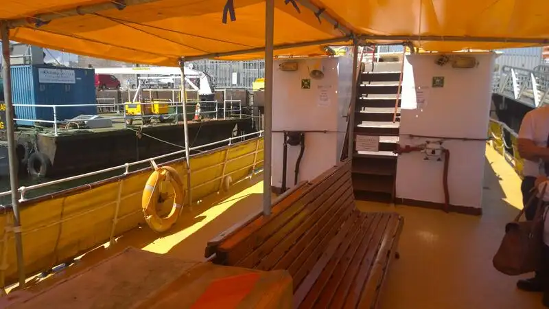 Kreuzfahrtschiff zu verkaufen