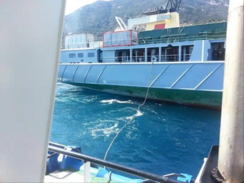 Schleppboot zu verkaufen