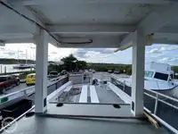 Kreuzfahrtschiff zu verkaufen