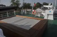 Kreuzfahrtschiff zu verkaufen