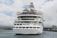 Kreuzfahrtschiff zu verkaufen
