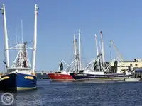 Trawler zu verkaufen