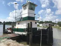 Schleppboot zu verkaufen
