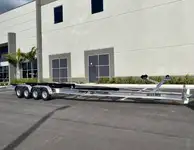 Landungsboot, Tank zu verkaufen