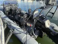 Festrumpf-Schlauchboot zu verkaufen