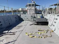 Landungsboot, Tank zu verkaufen