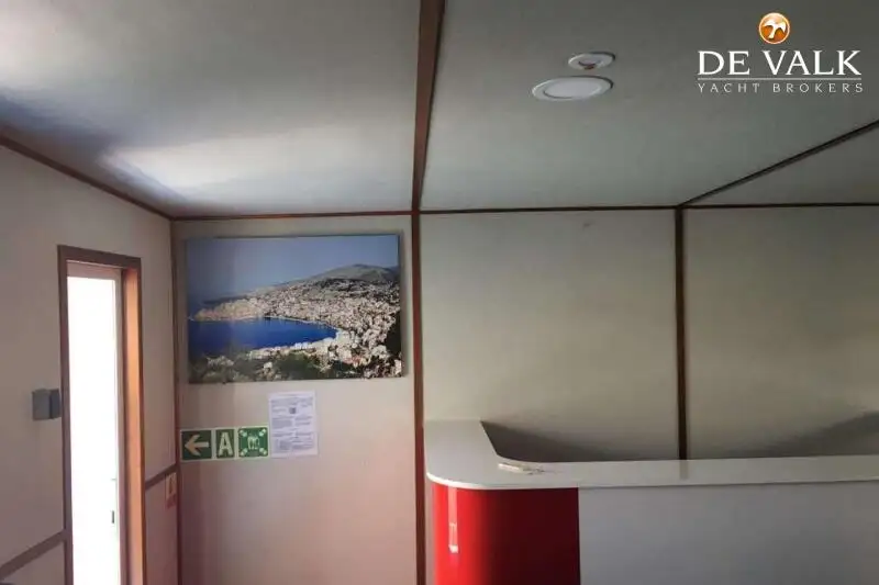 Fährschiff zu verkaufen