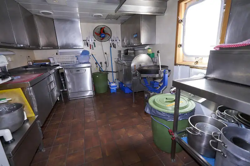 Trawler zu verkaufen