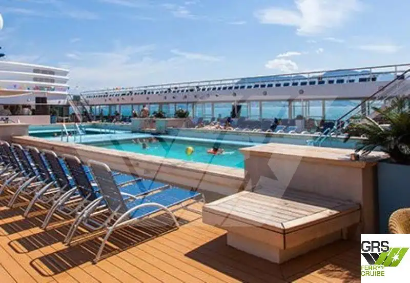 Kreuzfahrtschiff zu verkaufen