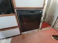 Rettungsboot zu verkaufen