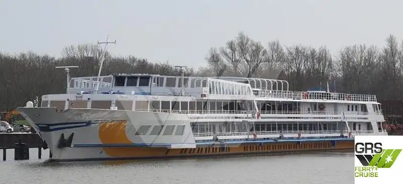 Kreuzfahrtschiff zu verkaufen