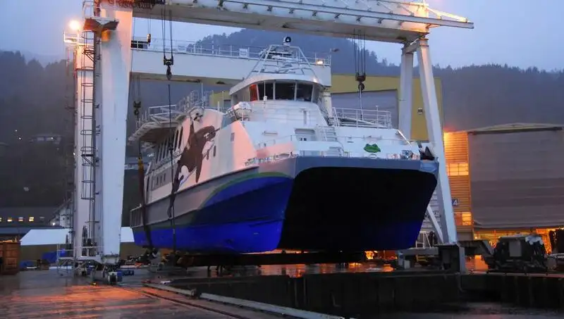 Kreuzfahrtschiff zu verkaufen