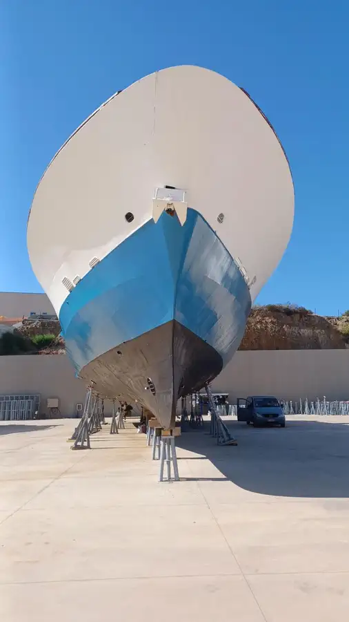 Fährschiff zu verkaufen