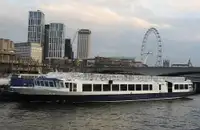 Kreuzfahrtfähre zu verkaufen