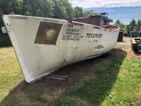 Rettungsboot zu verkaufen