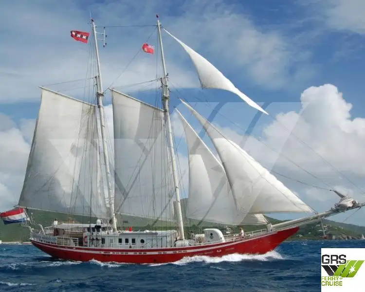 Kreuzfahrtschiff zu verkaufen