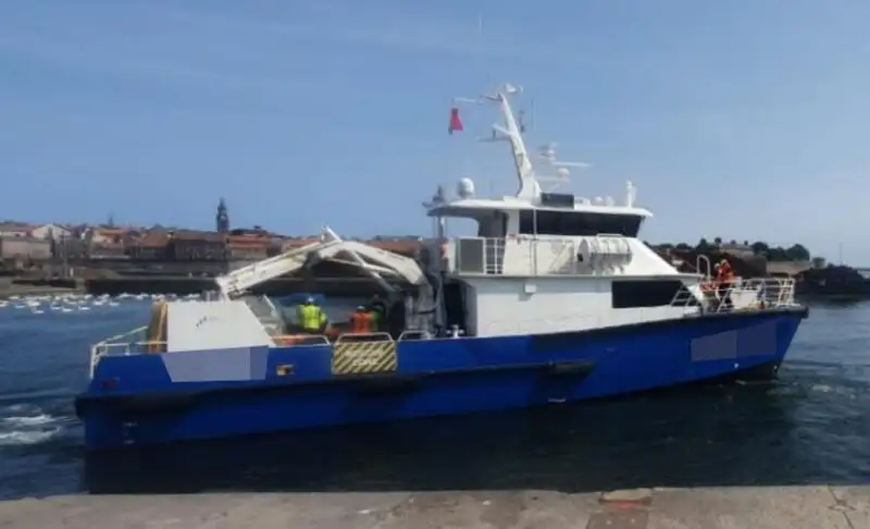 Windpark-Service-Schiff zu verkaufen