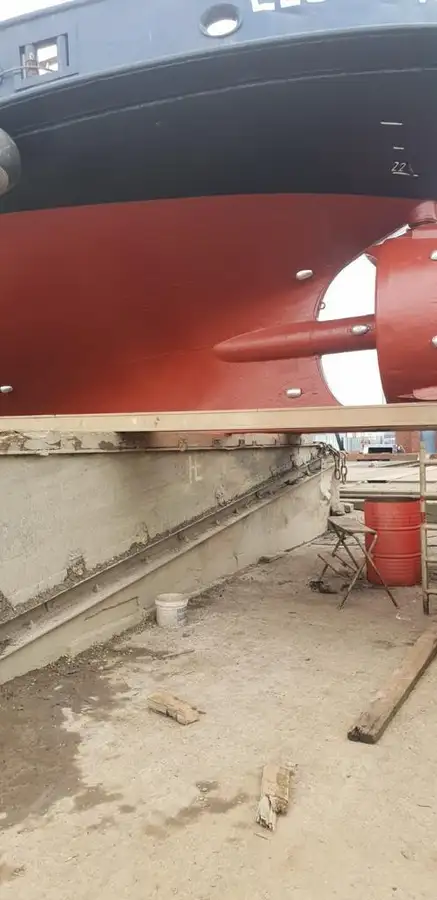 Schleppboot zu verkaufen