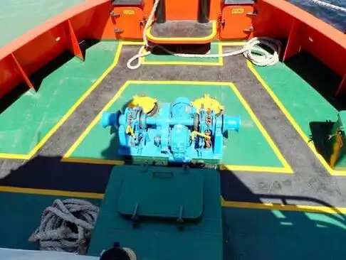 Schleppboot zu verkaufen