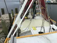 Trawler zu verkaufen