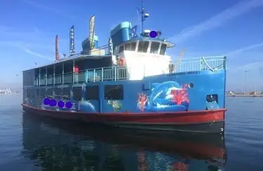 Kreuzfahrtschiff zu verkaufen