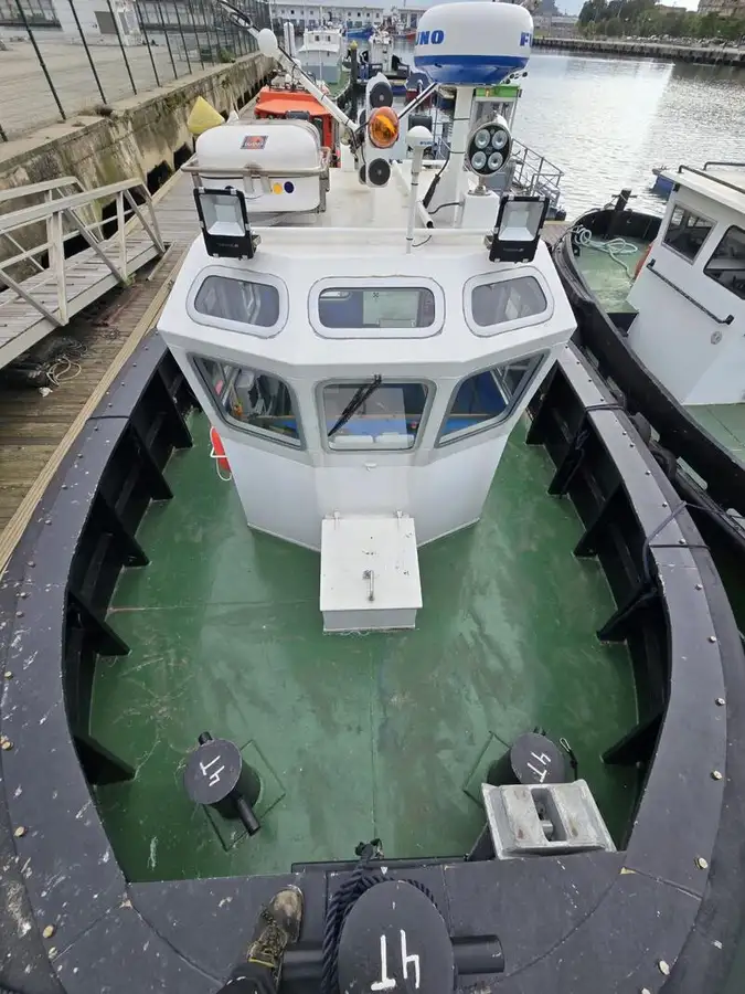 Schleppboot zu verkaufen