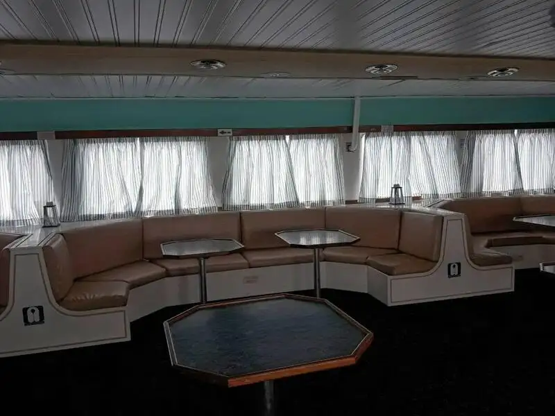 Passagierschiff zu verkaufen