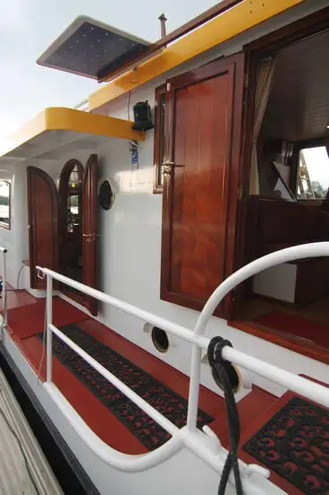 Kreuzfahrtschiff zu verkaufen