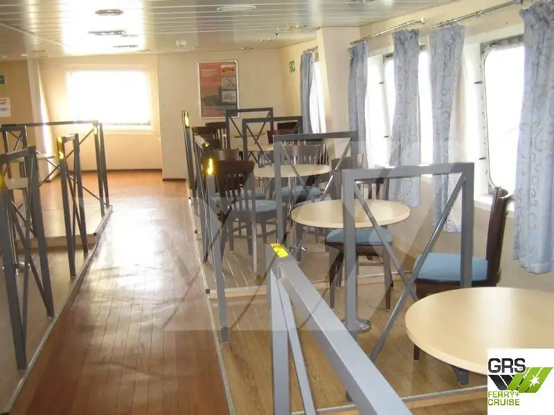 Kreuzfahrtschiff zu verkaufen