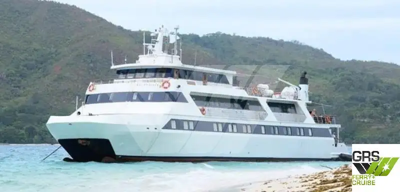 Kreuzfahrtschiff zu verkaufen