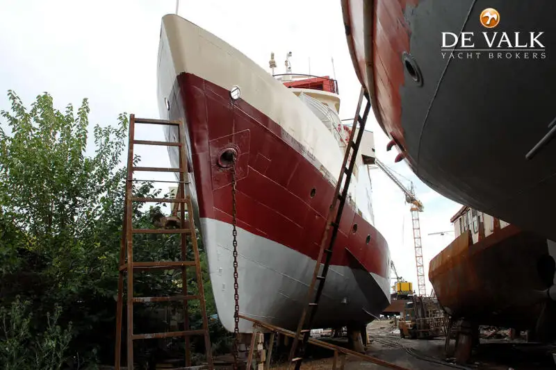Fährschiff zu verkaufen